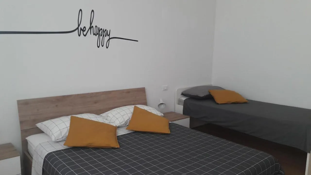 Bolognamania Apartments-Happy 0*, Bologna